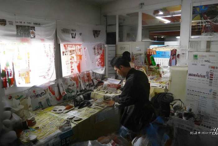 鸡生活在怎样的环境里破壳而出 鸡生活在怎样的环境里破壳而出呢