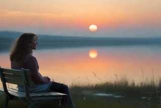 感情不是生活的必需品 感情不是生活的必需品英文