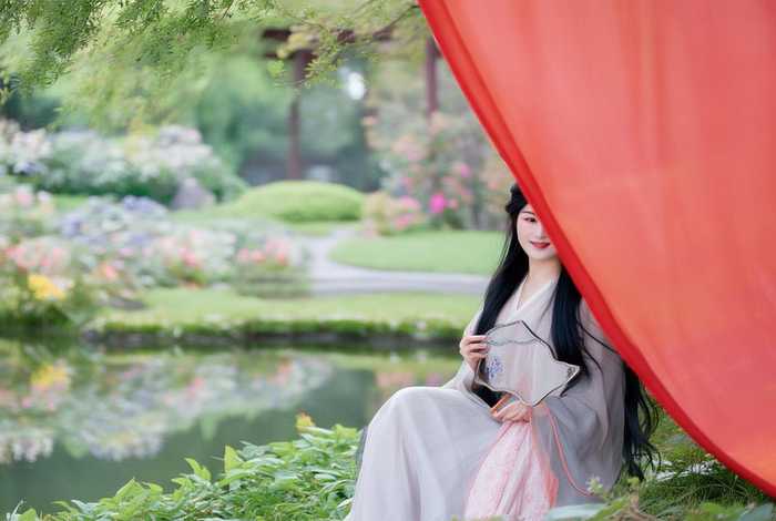 贾敏的红楼生活71（贾敏的红楼生活 半卷舒帘）