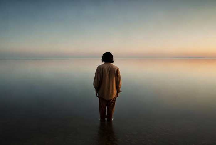 没有意义的生活还要继续吗 没有意义的生活还要继续吗英文