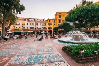 广场之美作文 广场之美作文怎么写