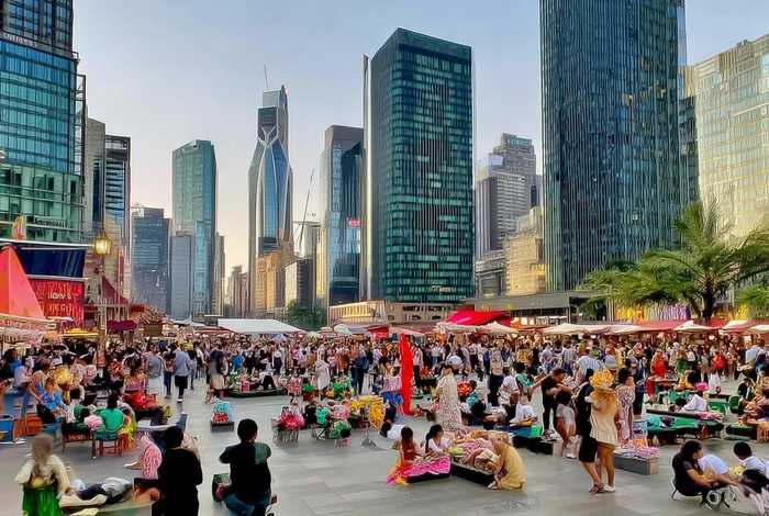 大都会生活支线;大都会城市生活广场 大都会生活支线;大都会城市生活广场