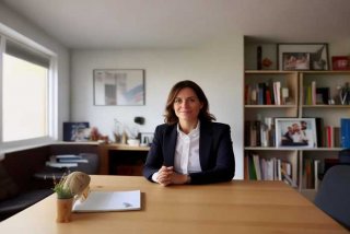 公司应聘要求生活照，公司应聘要求生活照片合理吗