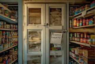 储备生活必需品（储备生活必需品释放什么信号）