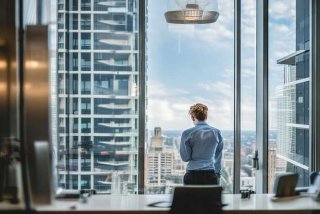 工作重要还是生活重要翻译、工作重要还是生活重要翻译成英文