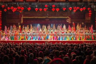 从文化生活的角度看春晚、从文化生活的角度看春晚舞蹈