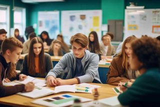 不一样的初中生活为题作文600字初中 - 不一样的初中生活作文600字初三