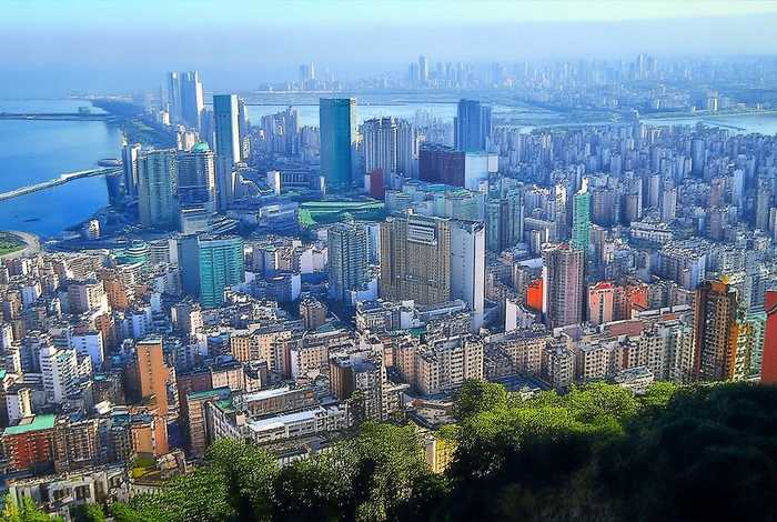 关于生活的事例素材名人故事简短、关于生活的事例素材名人故事简短版