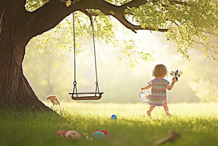 关于童年生活的诗都有哪些；描写关于童年生活的诗都有哪些