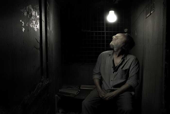 高晓松看守所生活 - 高晓松自述看守所184天生活细节 高晓松看守所生活 - 高晓松自述看守所184天生活细节