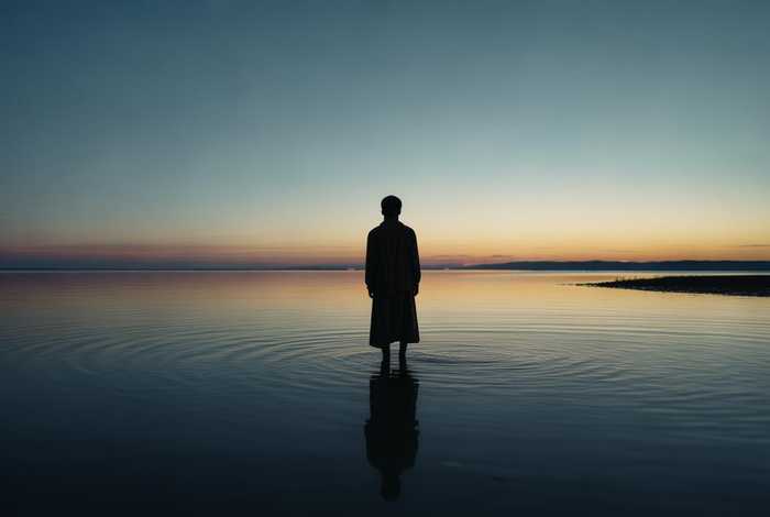 假如生活抛弃了你不要不要仿写；假如生活放弃了你仿写