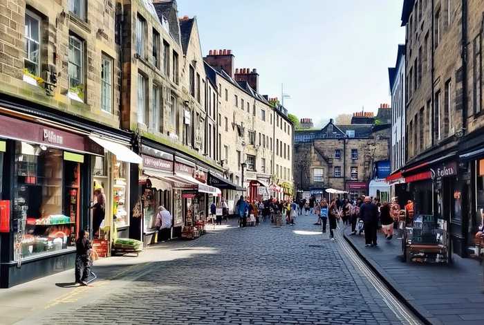 爱丁堡生活方便吗；爱丁堡生活方便吗值得去吗