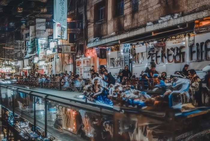 成都酒吧夜生活；成都酒吧夜生活哪里好玩