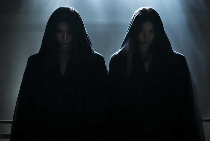 梅艳芳死都不见的两个人（梅艳芳死都不见的两个人叫什么）