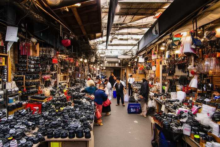 成都摄影器材市场；成都摄影器材市场几点关门