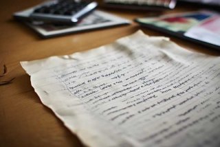 个人家庭困难申请书模板；个人家庭困难申请书模板怎么写