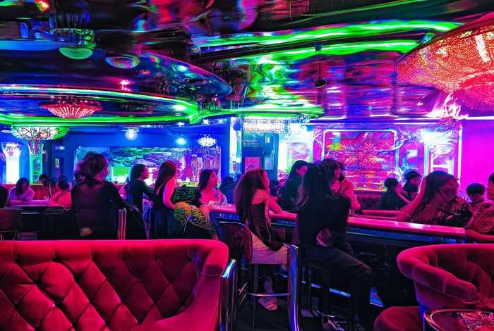 广西夜总会怎么样，广西南宁夜总会招聘女