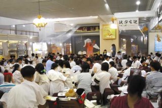 家庭生活情况怎么写50字，家庭生活情况怎么写50字左右