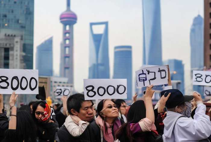 8000在上海生活够吗；8000在上海生活够吗工资多少