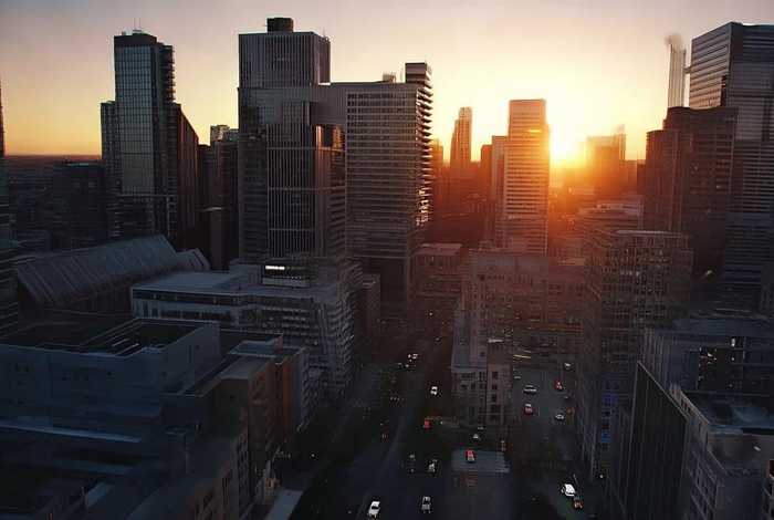 多伦多的时间现在是几点,多伦多的时间现在是几点到几点 多伦多的时间现在是几点,多伦多的时间现在是几点到几点