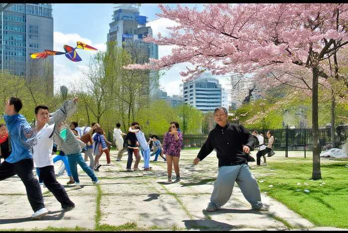 生活丰富多彩的四字词语 生活丰富多彩的四字词语是什么