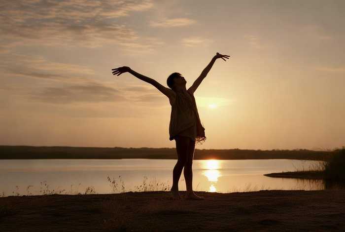 生活抛弃了你,你还对生活热爱的句子，生活抛弃了你,你还对生活热爱的句子图片