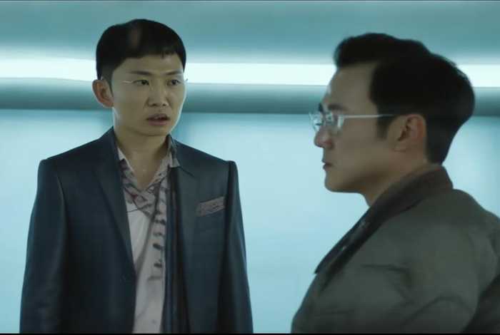 生活启示录分集剧情介绍妮扮演的于小强是哪部电视剧；闫妮的电视连续剧生活启示录第一集