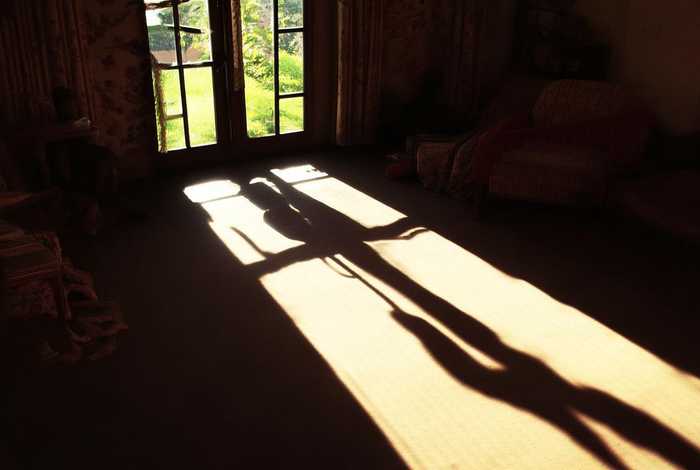 生活的角落都是你的影子是什么歌，生活的角落都是你的影子是什么歌曲