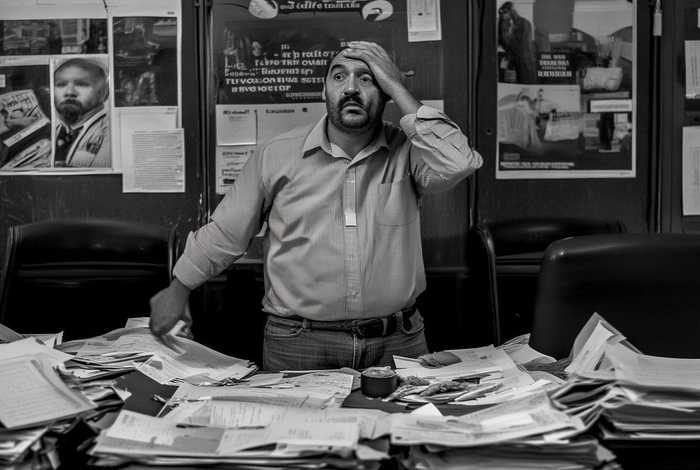 生活就是麻烦不断你不去解决它们 - 生活就是麻烦不断你不去解决它们英语