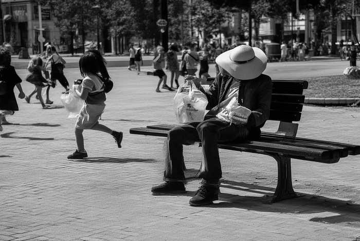 生活中自私表现的常见例子（生活中自私表现的常见例子有哪些）