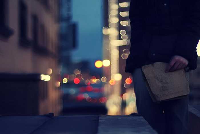 生活不相信眼泪句子；生活不相信眼泪句子摘抄