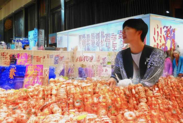 描写校园的生活的四字词语、描写校园的生活的四字词语有哪些