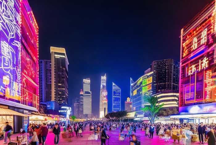 浦东夜生活哪里好玩、浦东夜生活哪里好玩一点