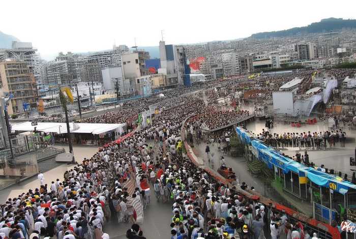 生活中暴风雨场面写一段话 - 生活中暴风雨场面写一段话三年级