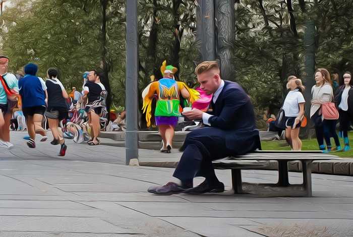 生活中自相矛盾的事例四百五十字；生活中自相矛盾的事例四百五十字左右