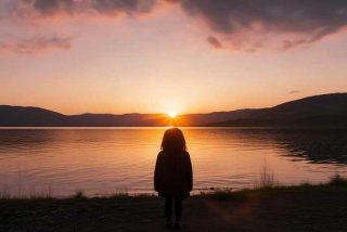 生活中的悲伤再见吧是什么歌、生活中的悲伤再见吧是什么歌曲