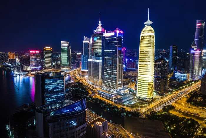 上海夜生活情绪解压第一站,虹桥天地开启-（上海夜生活情绪解压第一站,虹桥天地开启--）