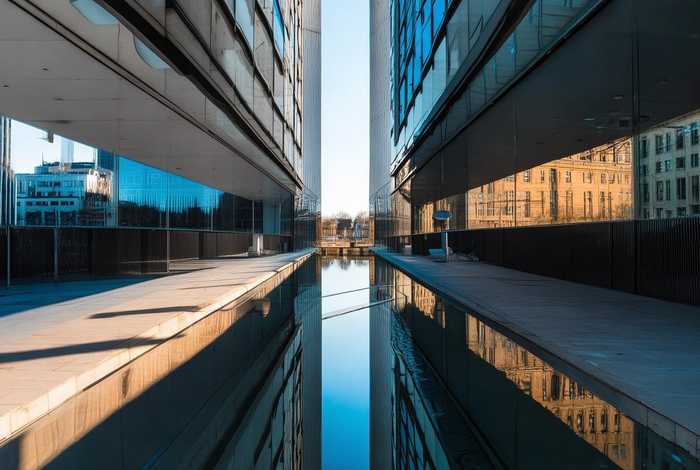 生活中建筑轴对称图形;生活中建筑轴对称图形是什么 生活中建筑轴对称图形;生活中建筑轴对称图形是什么