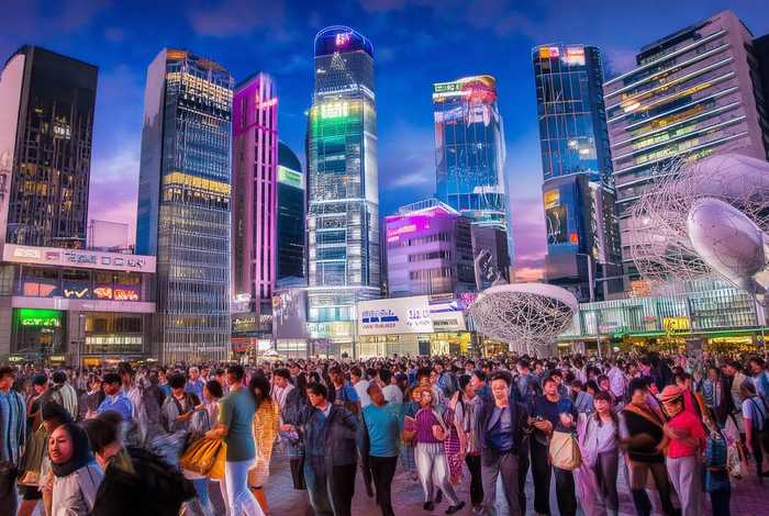 全球化对生活的影响英文作文、全球化对生活的影响英文作文高中