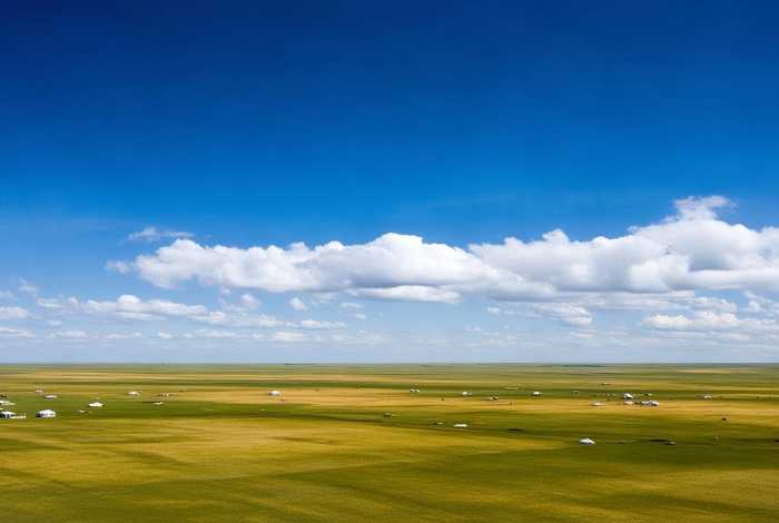 内蒙古生活环境 内蒙古生活环境是地面坦荡一望无际
