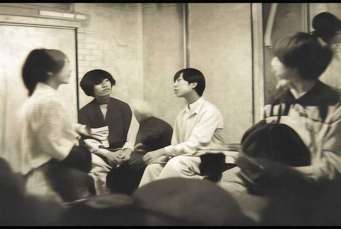 描述夫妻幸福生活的句子，描述生活幸福,夫妻恩爱的句子