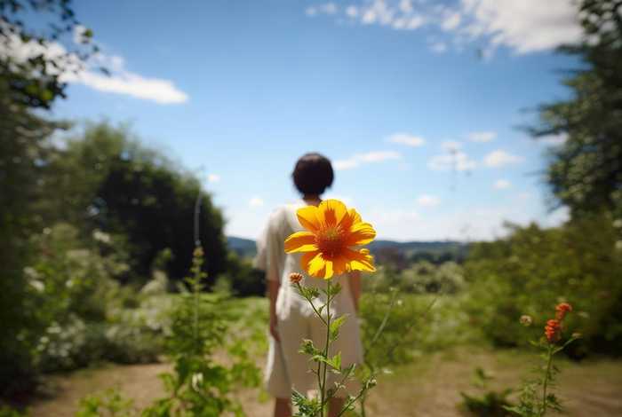生活为自己语录（人生为自己活经典语录）