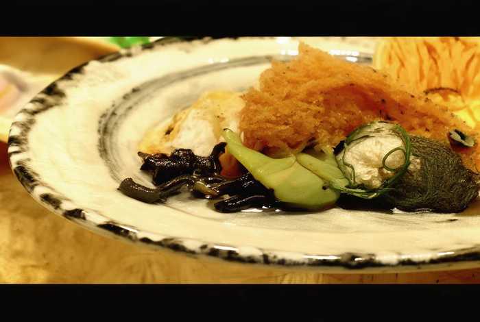 什么的校园填合适词语；什么的校园填合适词语四个字