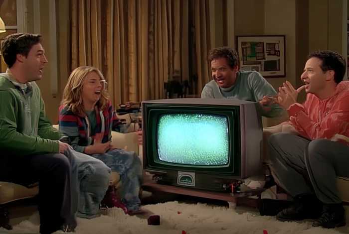 生活大爆炸第三季一口气看完、生活大爆炸第三季第一集