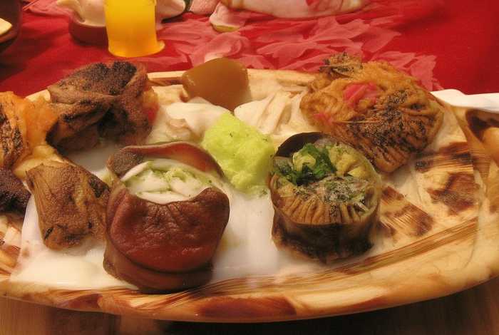 生活万花筒作文300字到350字；生活万花筒的一篇作文350字