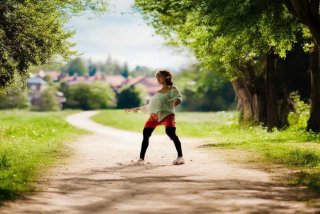 生活指引；生活指引你哪里就大大方去原句
