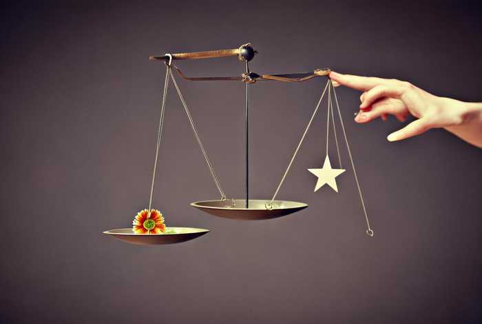 生命的天平、生命的天平,有人