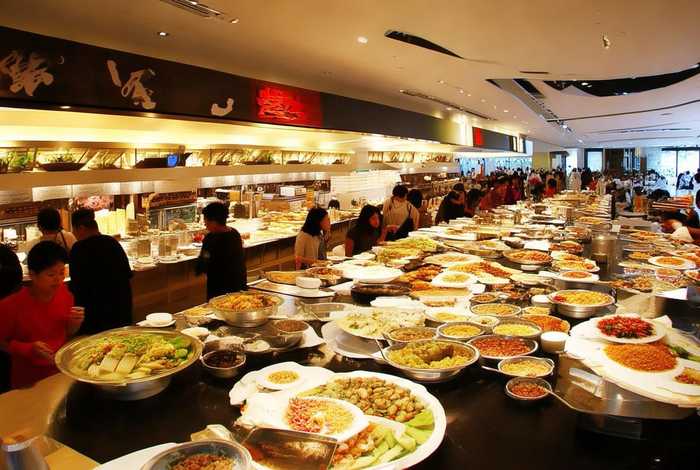 拾荟团本地生活事业部 拾荟主题自助餐厅(人和商汇广场店)怎么样