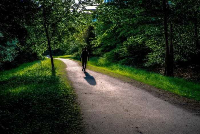 生活不就是这样吗一路走一路离开、生活不就是这样吗一路走一路离开是什么歌 生活不就是这样吗一路走一路离开、生活不就是这样吗一路走一路离开是什么歌