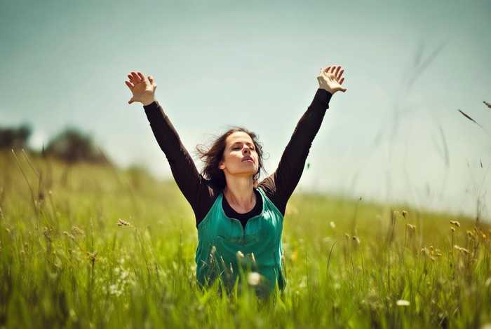 生活是弹簧你弱它就强（生活就像弹簧你弱它就强）